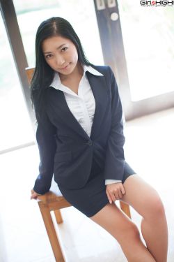 女主从小被秘药催熟养大小说